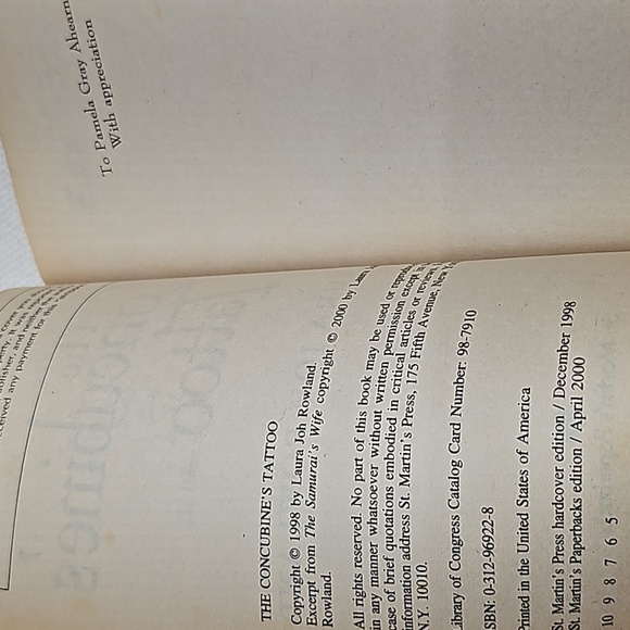 3/$10 The Concubine's Tattoo (Sano Ichiro Novels Book 4) - Picture 8 of 10